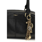Sac à main en cuir noir