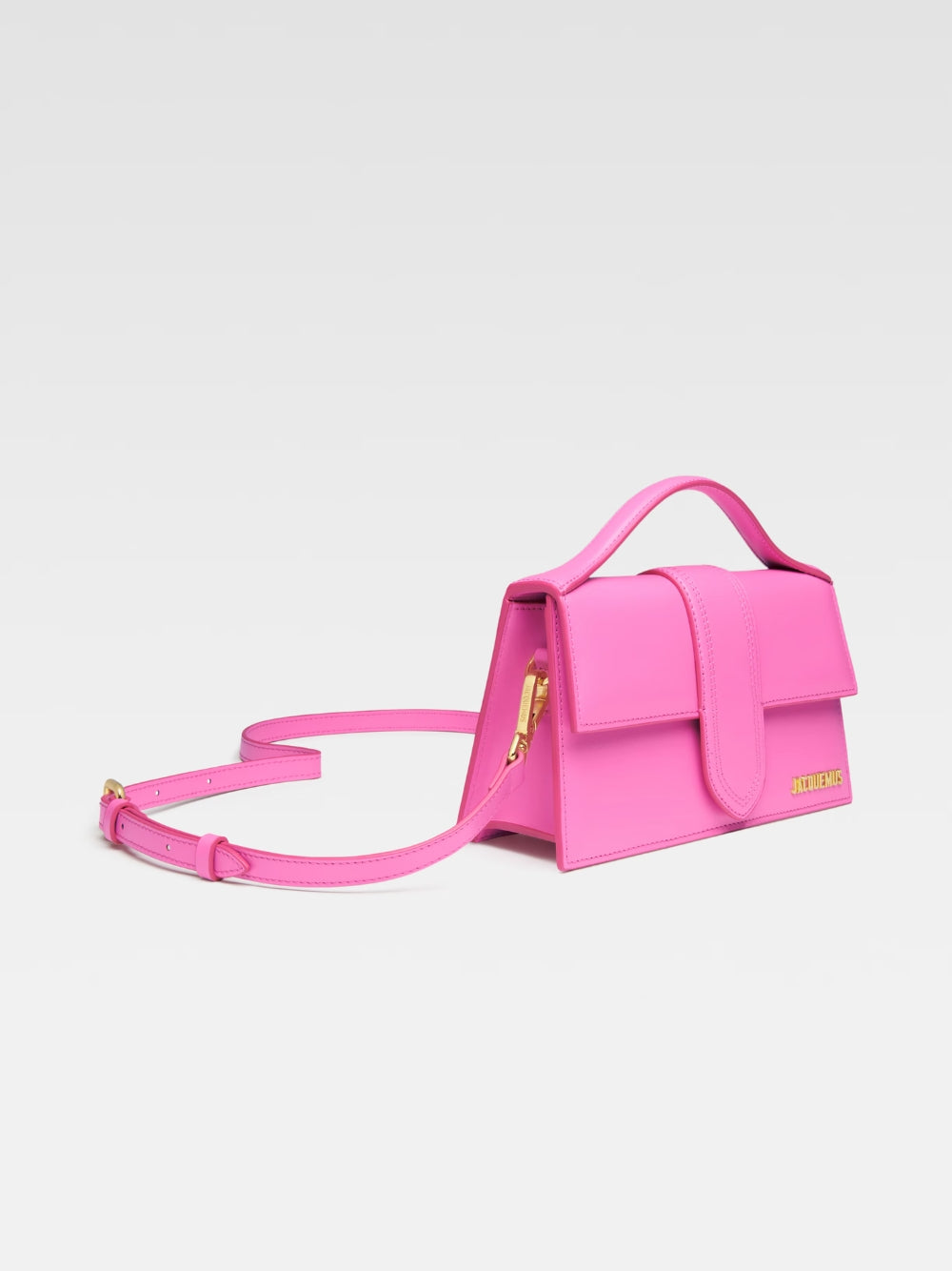 Sac bandoulière en cuir rose