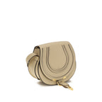 Sac à bandoulière Marcie en cuir – Beige