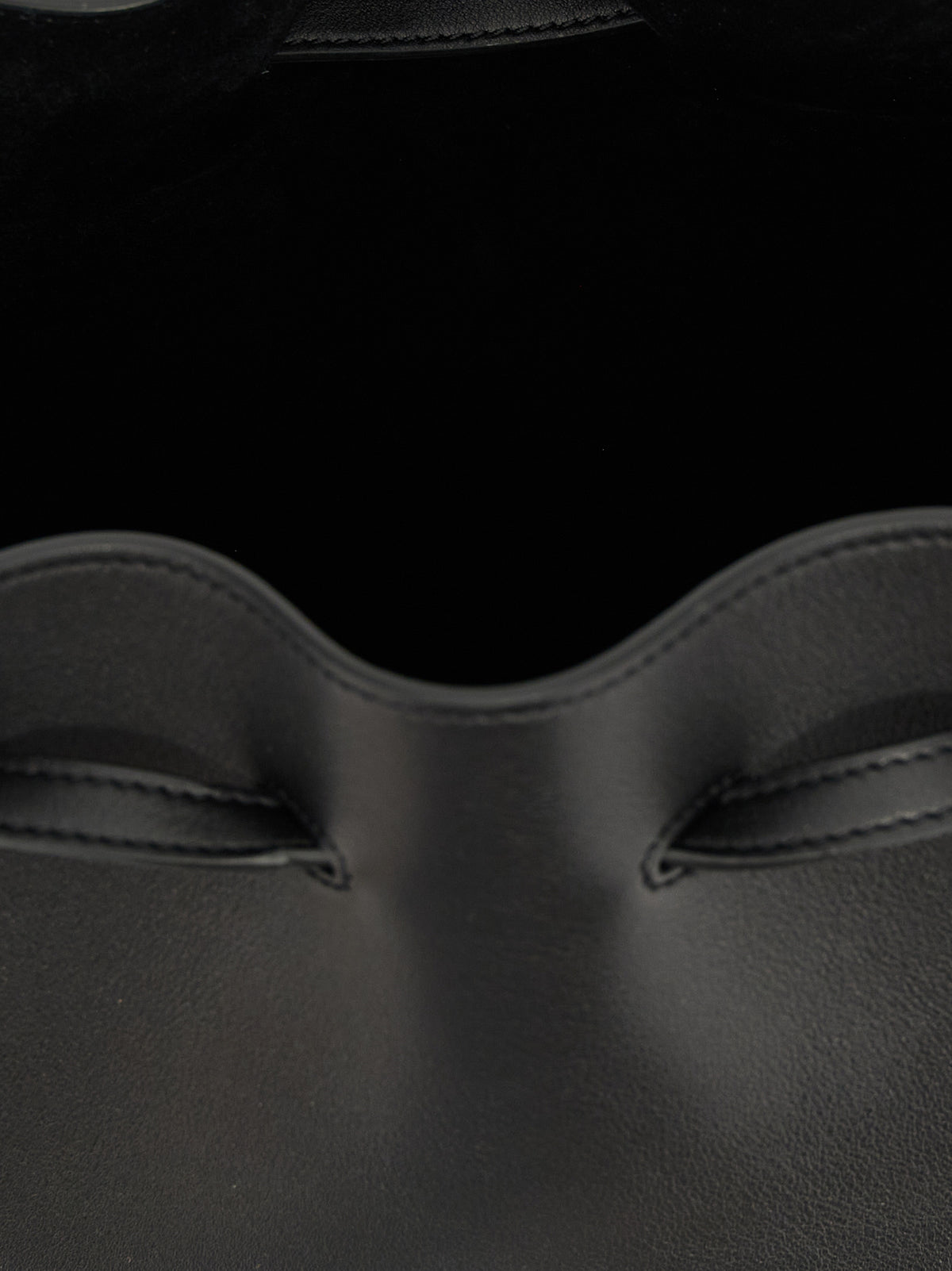 Sac à bandoulière en cuir noir