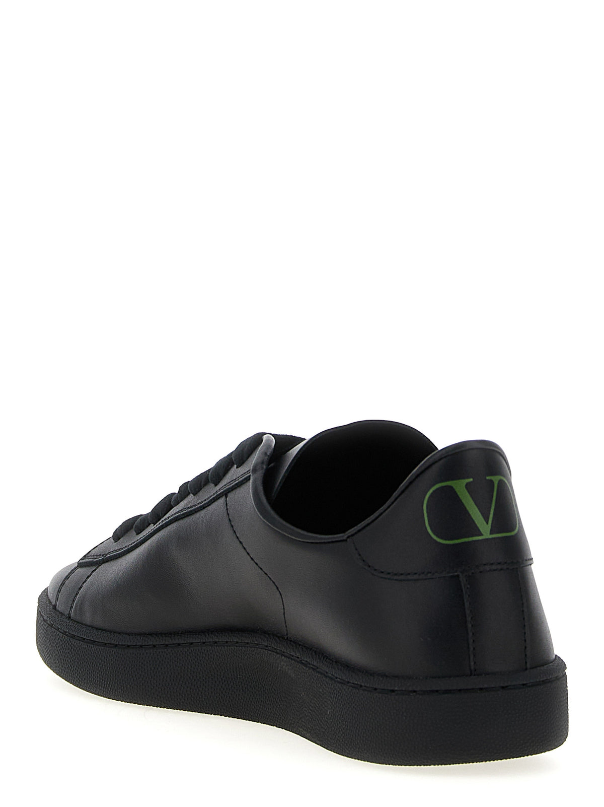 Baskets basses en cuir de veau noir