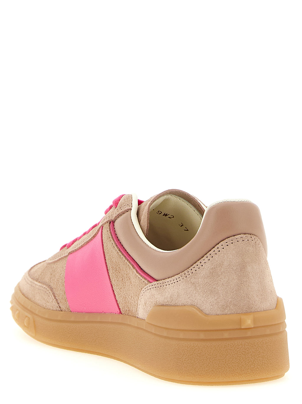 Baskets en daim rose