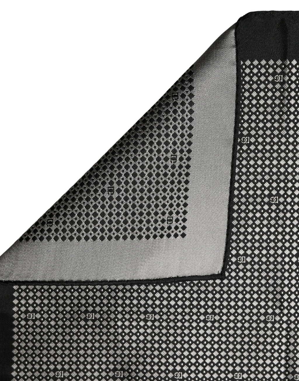 Pochette de costume noire et blanche