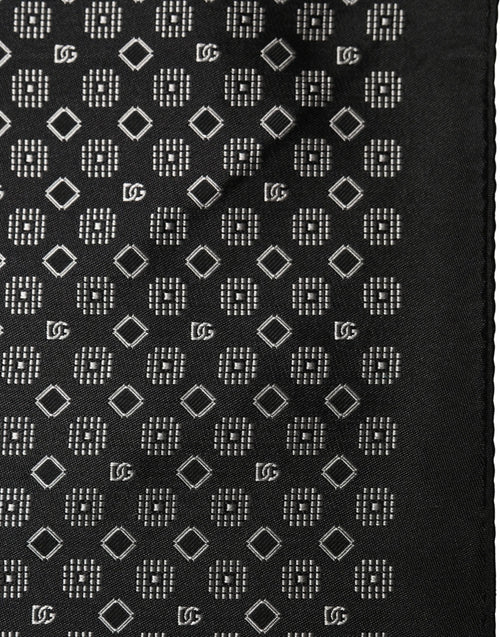 Pochette de costume noire et blanche