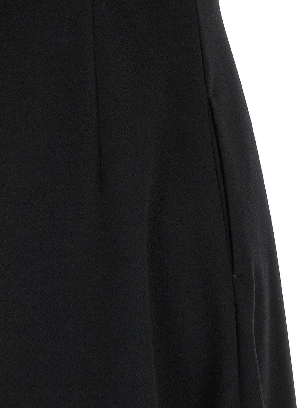 Robe en laine noire