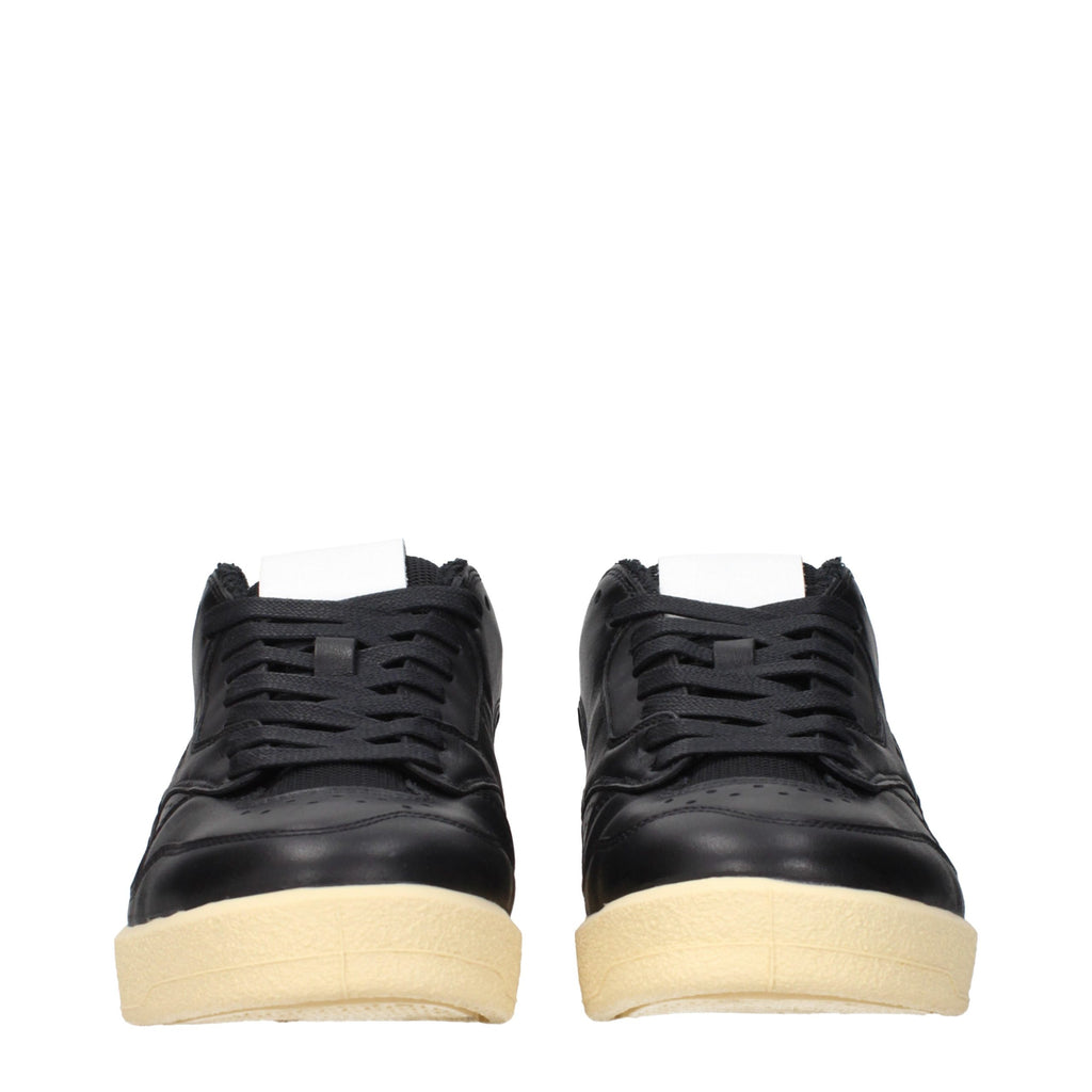 Baskets en cuir noir