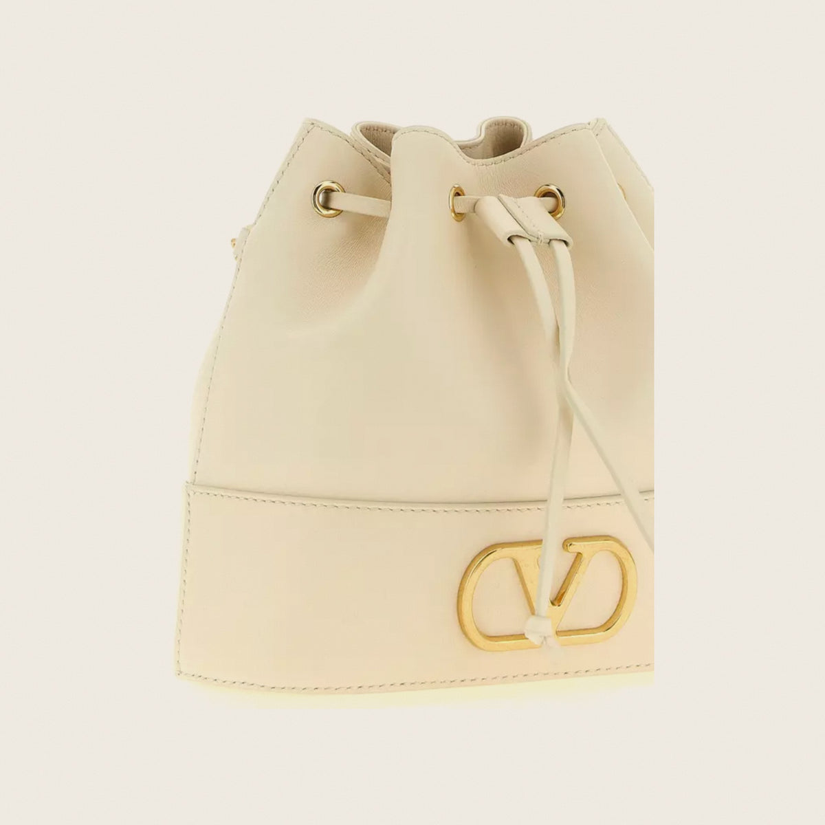 VLogo Bucket Bag – Ivory